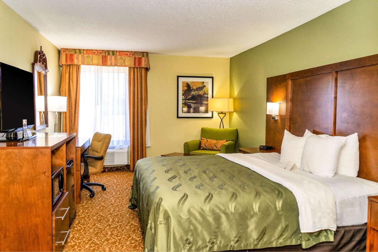Quality Inn Whiteville North Exterior photo